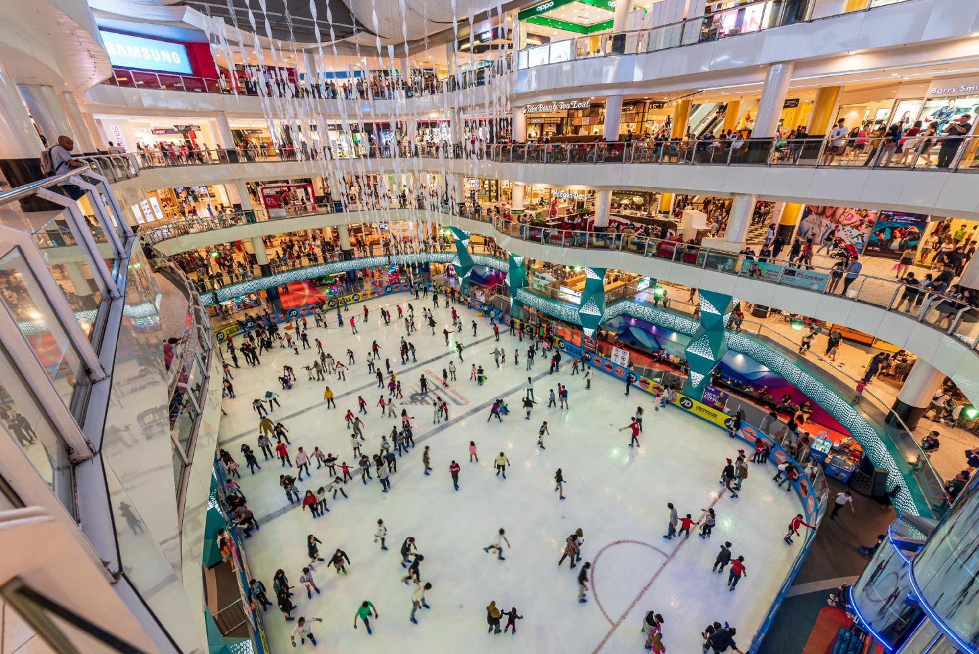2-6pax 1min To Sunway Pyramid Petaling Jaya